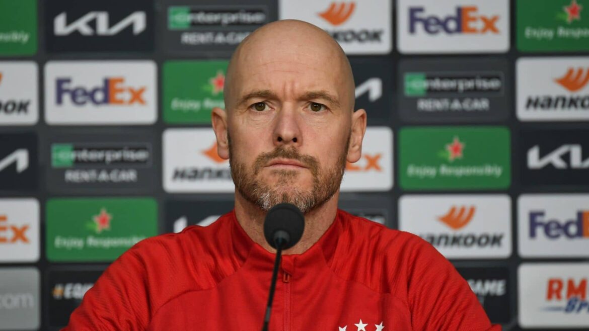 Man Utd manager target facing crisis with players ‘split’ over potential appointment