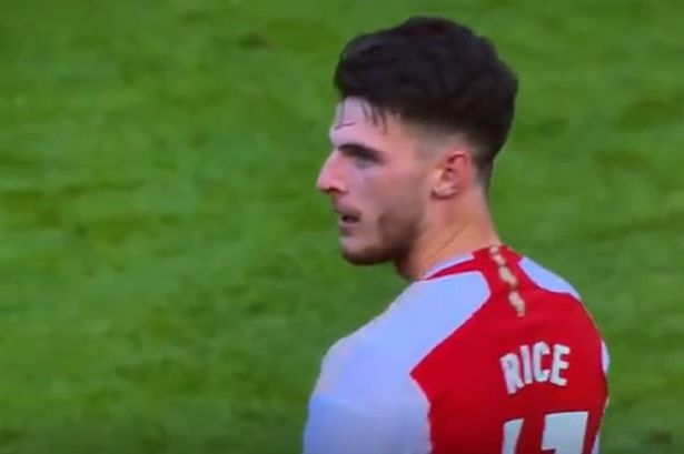 Declan Rice’s message to Arsenal team-mate when subbed is alarming for fans
