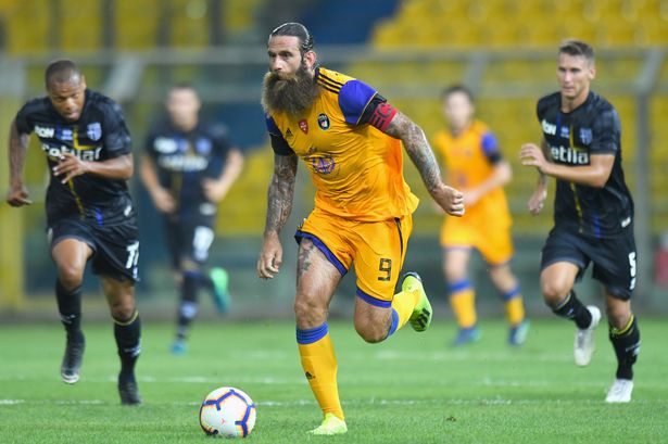 Meet the forgotten Italian with ‘football’s best beard’ and skills that put Neymar to shame
