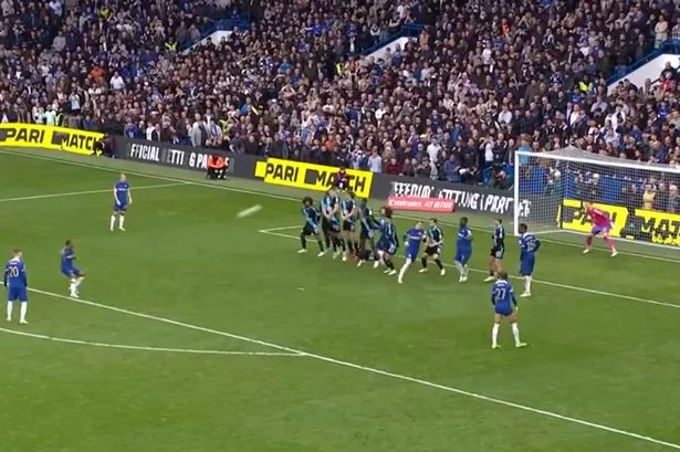 Raheem Sterling booed by own fans for skying free-kick after Chelsea penalty miss