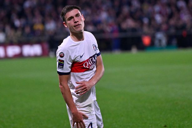 Manuel Ugarte kept out of PSG squad as Man Utd target demanding transfer move