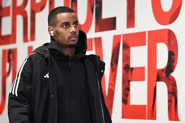 Newcastle must avoid Alexander Isak scenario at Wembley amid Liverpool and Arsenal links