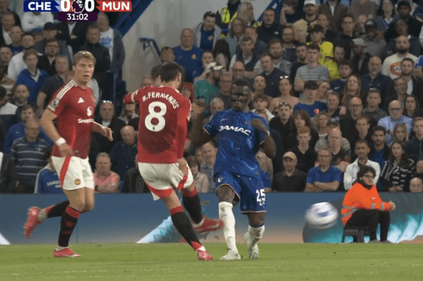 Bruno Fernandes avoids ‘clear red card’ as Man Utd star ‘clatters’ Moises Caicedo