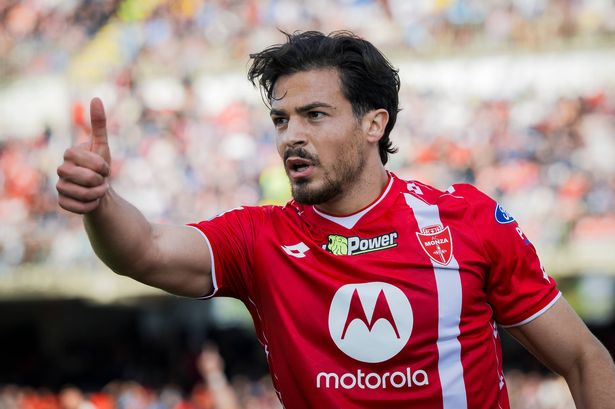 Wrexham linked with swoop for ex-Serie A star as MLS side lingers