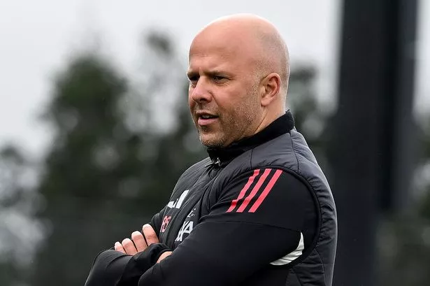 Liverpool news: Arne Slot told ‘get him out’ as signing ‘isn’t trusted’ amid injury blow
