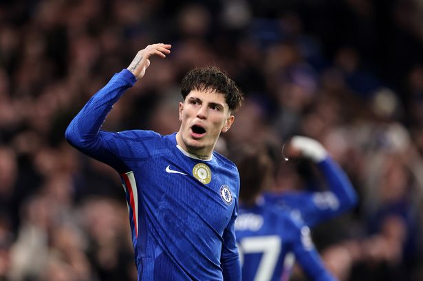 Alejandro Garnacho shows true colours with Kobbie Mainoo Man United gesture after ‘bulls****’ claim