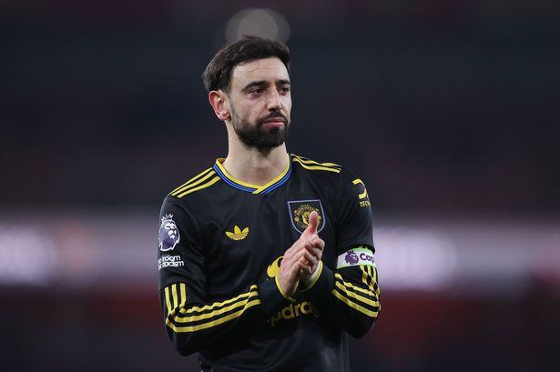 Man Utd prepare to ‘break the bank’ to keep disillusioned Bruno Fernandes at the club
