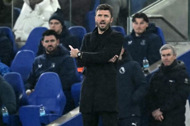 Michael Carrick’s one genius move against Everton helps boost Man Utd’s European hopes